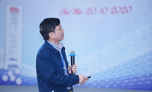 TS. Nguyễn Thanh Sơn  - Chủ tịch hội chăn nuôi gia cầm Việt Nam chia sẻ những thông tin về tình hình chăn nuôi trong và ngoài nước